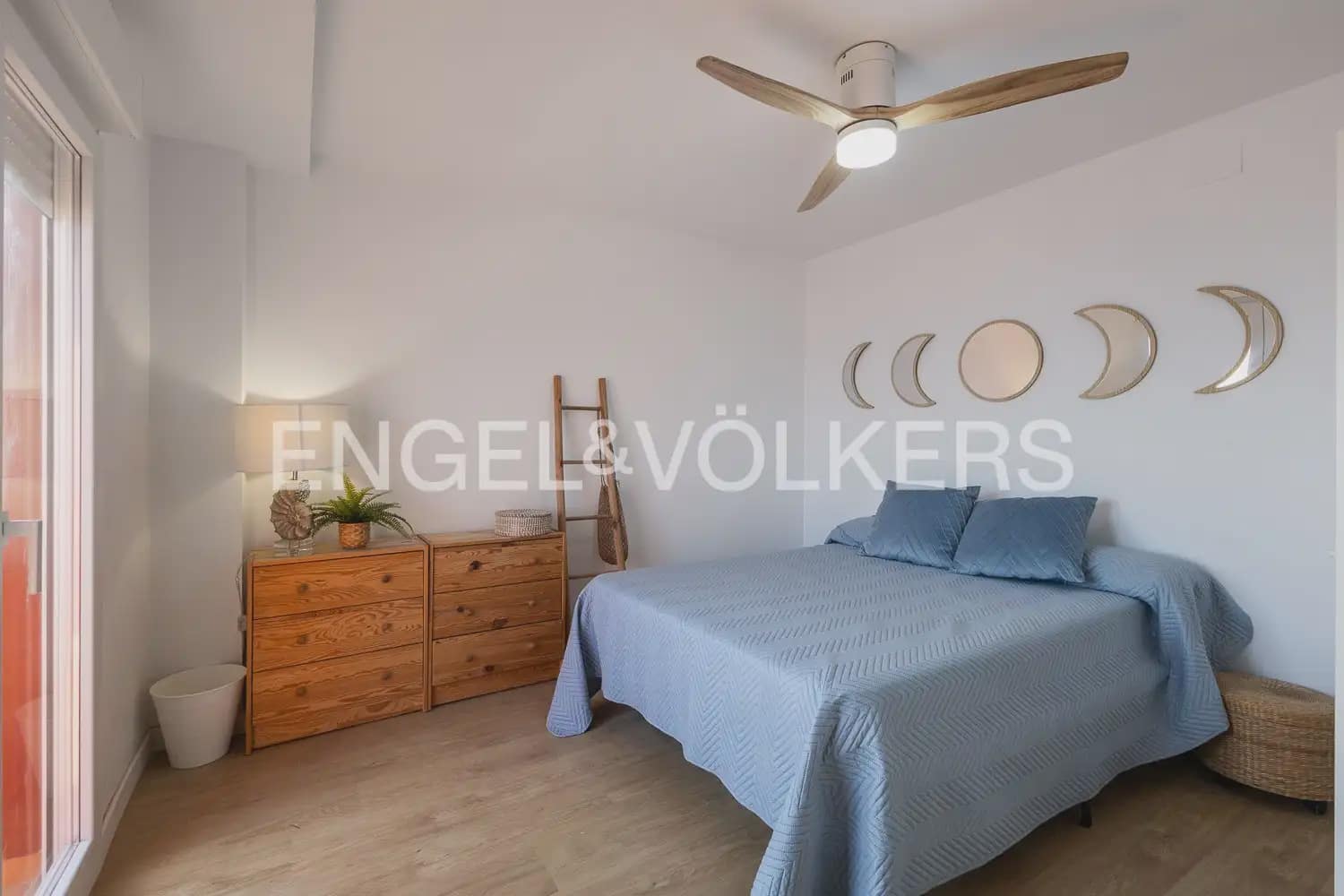 Ático de 3 habitaciones en Gandia en venta - 590.000 € (Ref: 9898329)