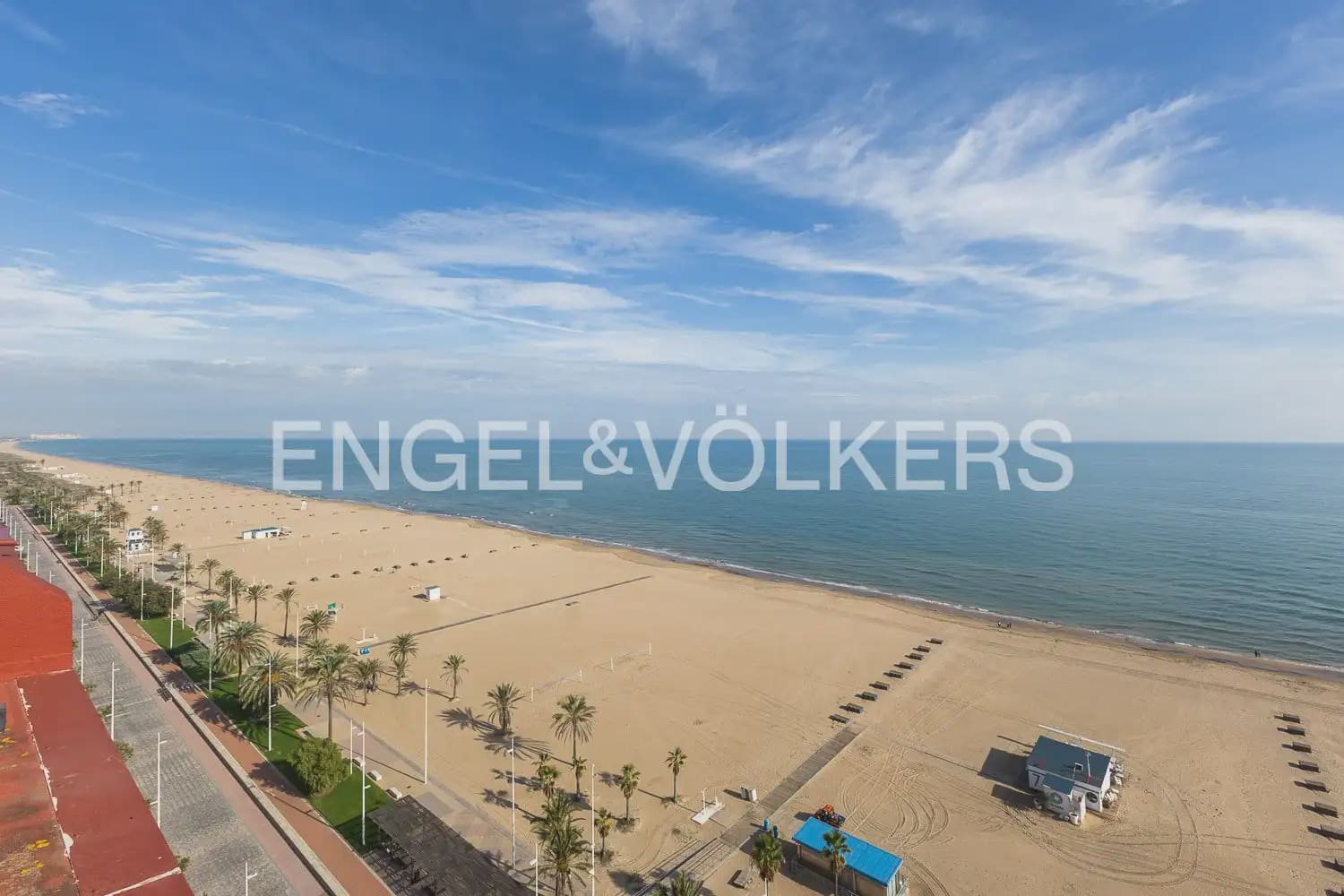 Ático de 3 habitaciones en Gandia en venta - 590.000 € (Ref: 9898329)