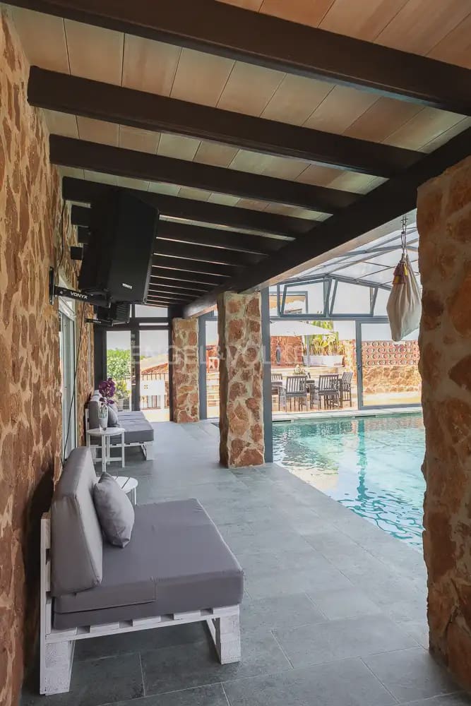 4 Zimmer Villa zu verkaufen in Torrent mit Garage - 899.000 € (Ref: 9898330)