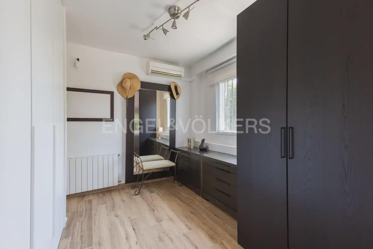 4 Zimmer Villa zu verkaufen in Torrent mit Garage - 899.000 € (Ref: 9898330)