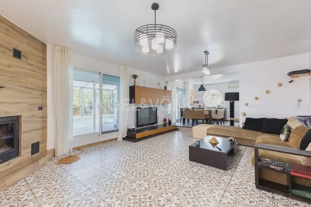 4 Zimmer Villa zu verkaufen in Torrent mit Garage - 899.000 € (Ref: 9898330)