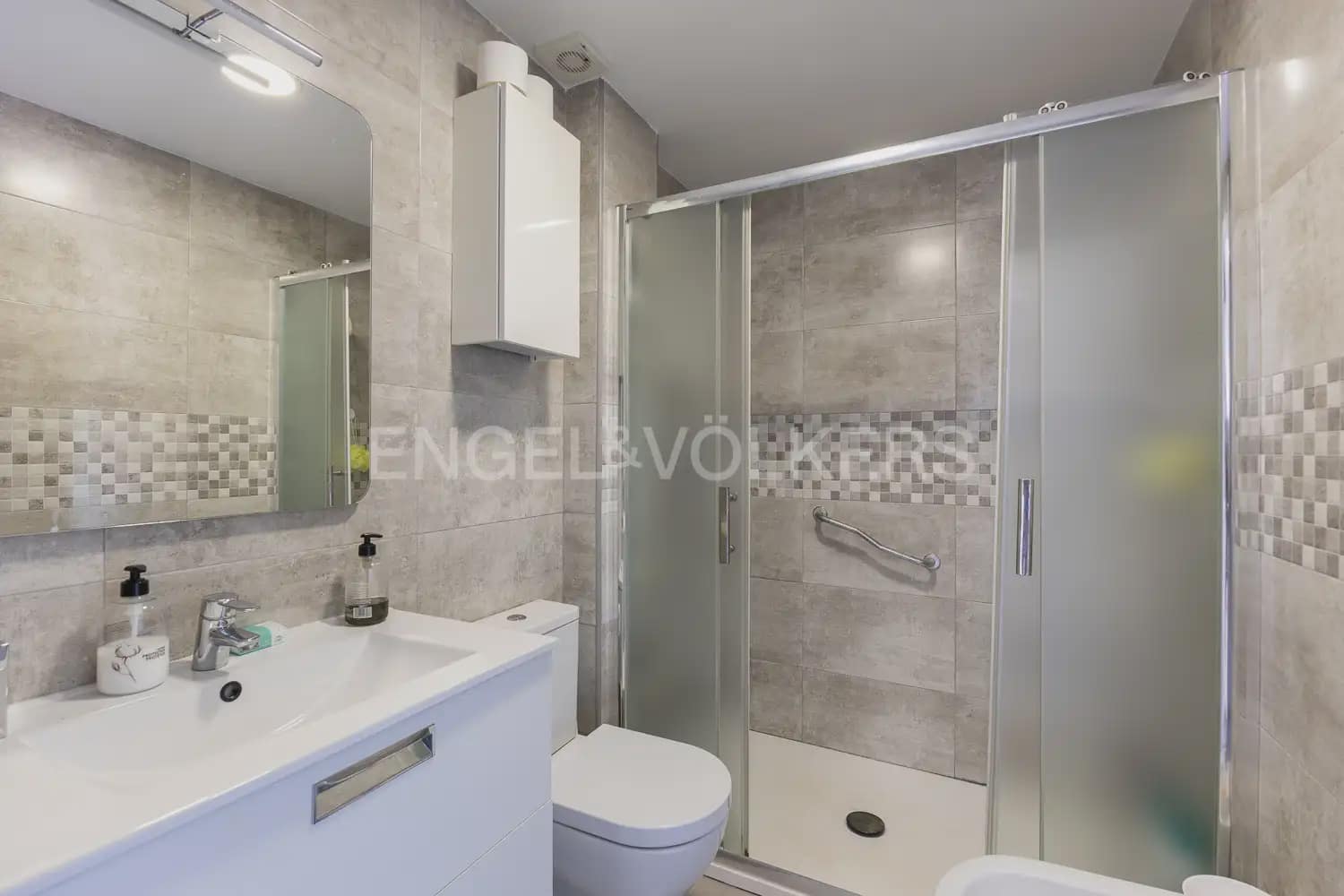 4 Zimmer Villa zu verkaufen in Torrent mit Garage - 899.000 € (Ref: 9898330)