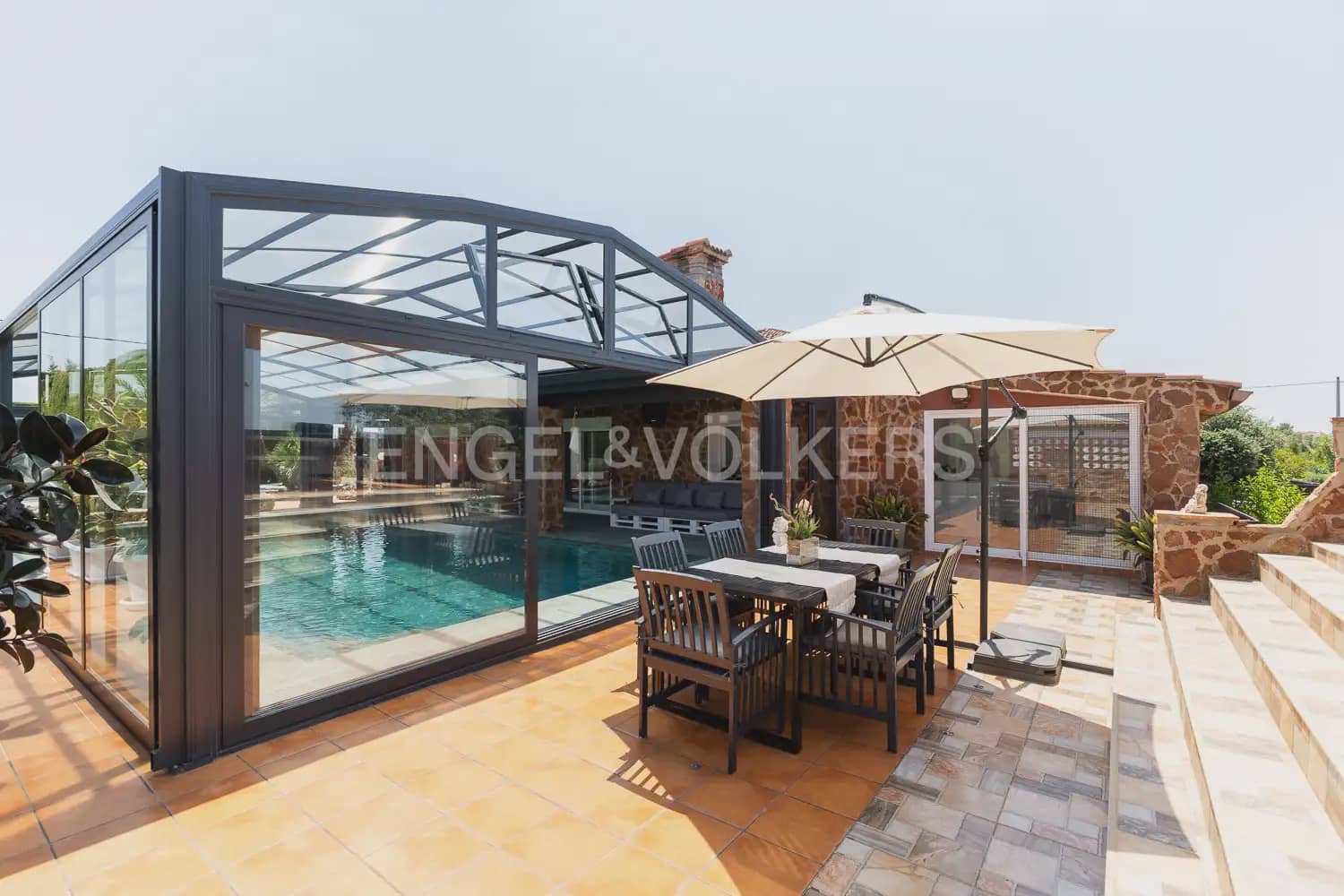 4 Zimmer Villa zu verkaufen in Torrent mit Garage - 899.000 € (Ref: 9898330)