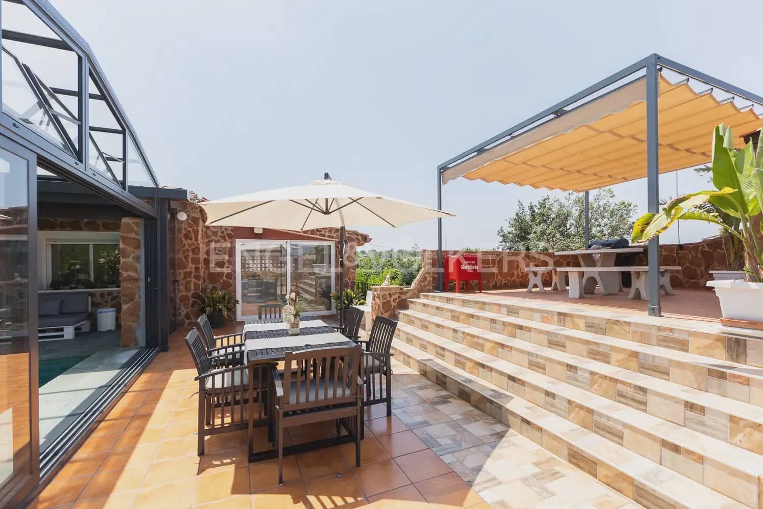 4 Zimmer Villa zu verkaufen in Torrent mit Garage - 899.000 € (Ref: 9898330)