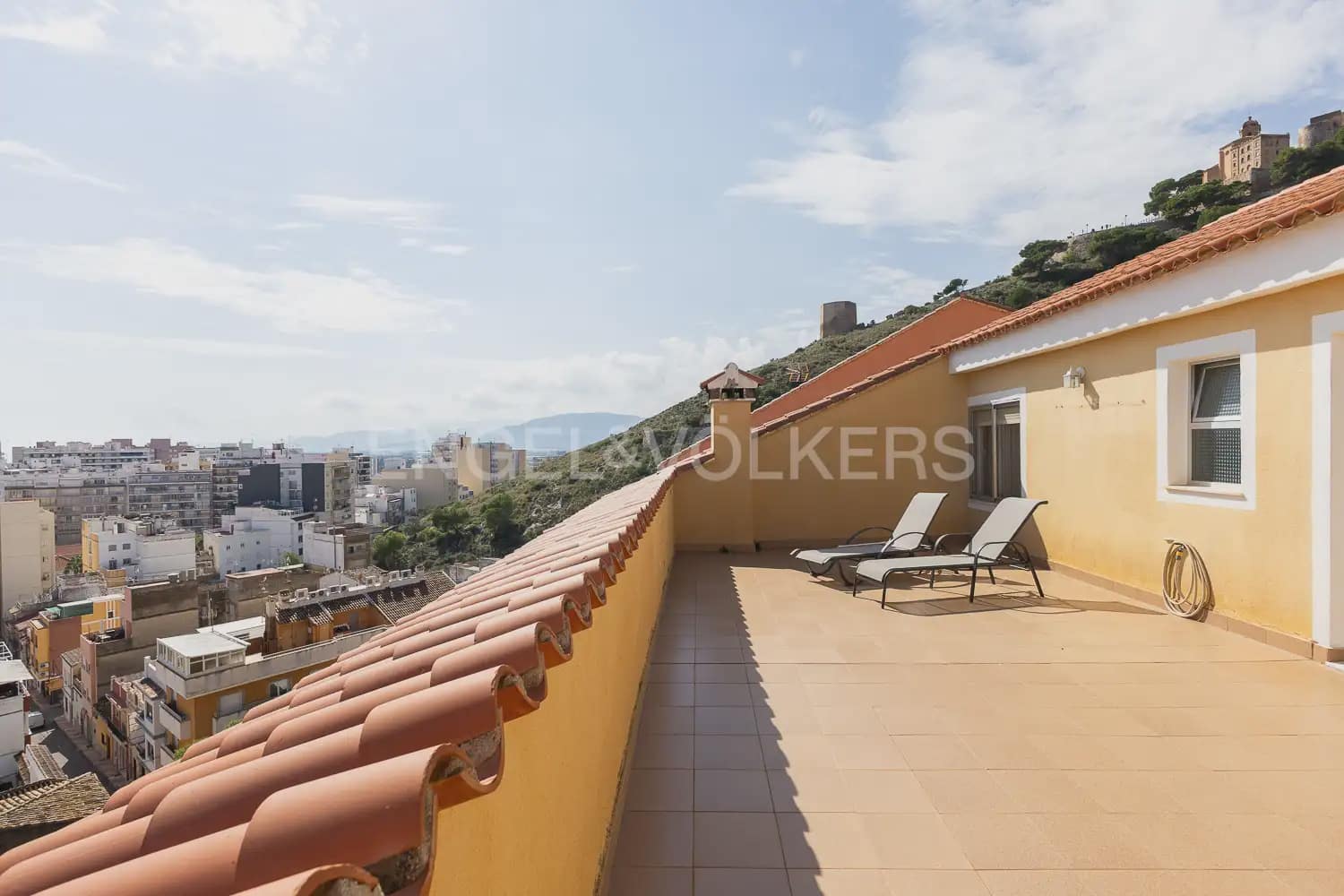 5 chambre Villa/Maison à vendre à Cullera avec garage - 370 000 € (Ref: 9898331)