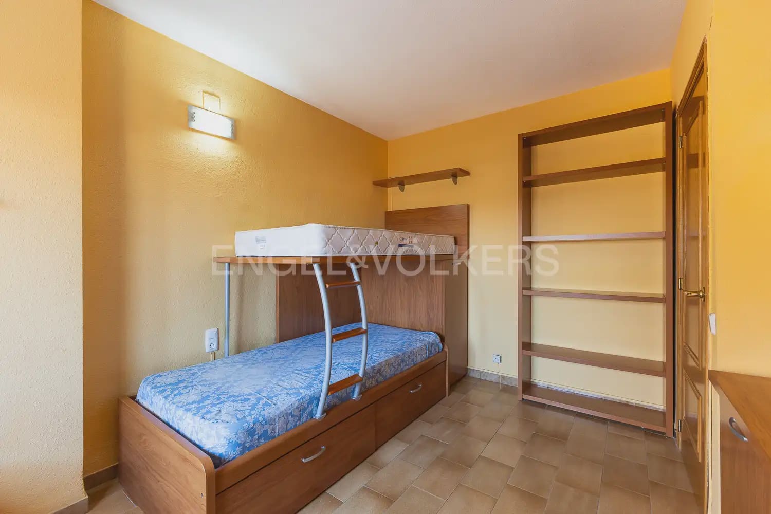 5 chambre Villa/Maison à vendre à Cullera avec garage - 370 000 € (Ref: 9898331)