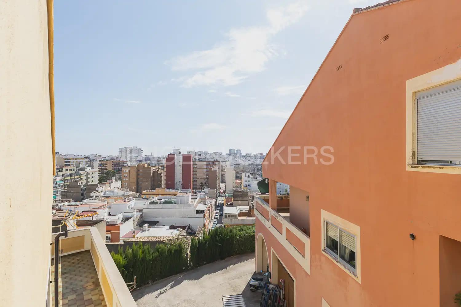 5 chambre Villa/Maison à vendre à Cullera avec garage - 370 000 € (Ref: 9898331)