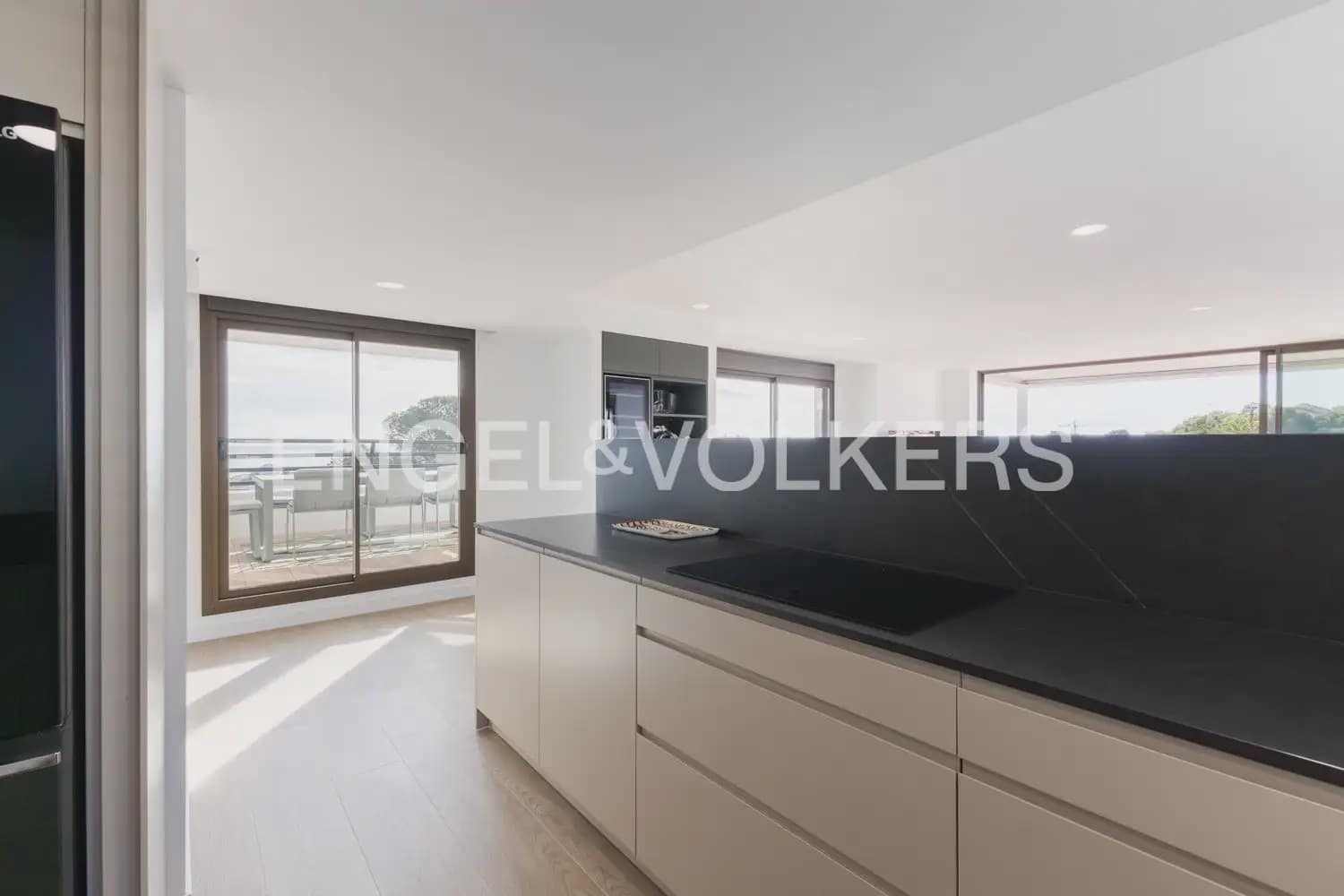 4 sovrum Takvåning till salu i Alcala de Xivert - 950 000 € (Ref: 9898332)