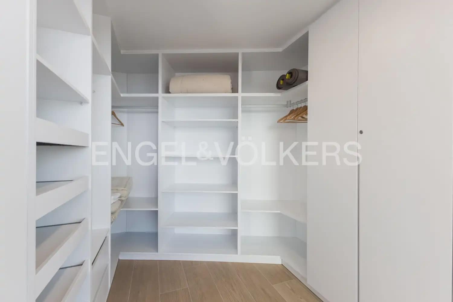 4 sovrum Takvåning till salu i Alcala de Xivert - 950 000 € (Ref: 9898332)