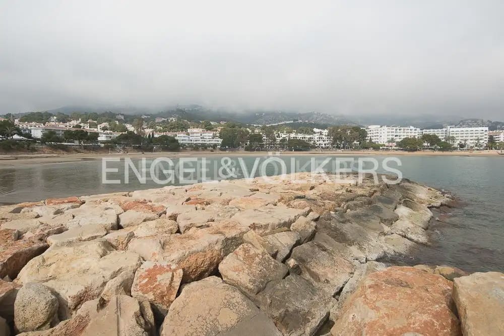 4 sovrum Takvåning till salu i Alcala de Xivert - 950 000 € (Ref: 9898332)