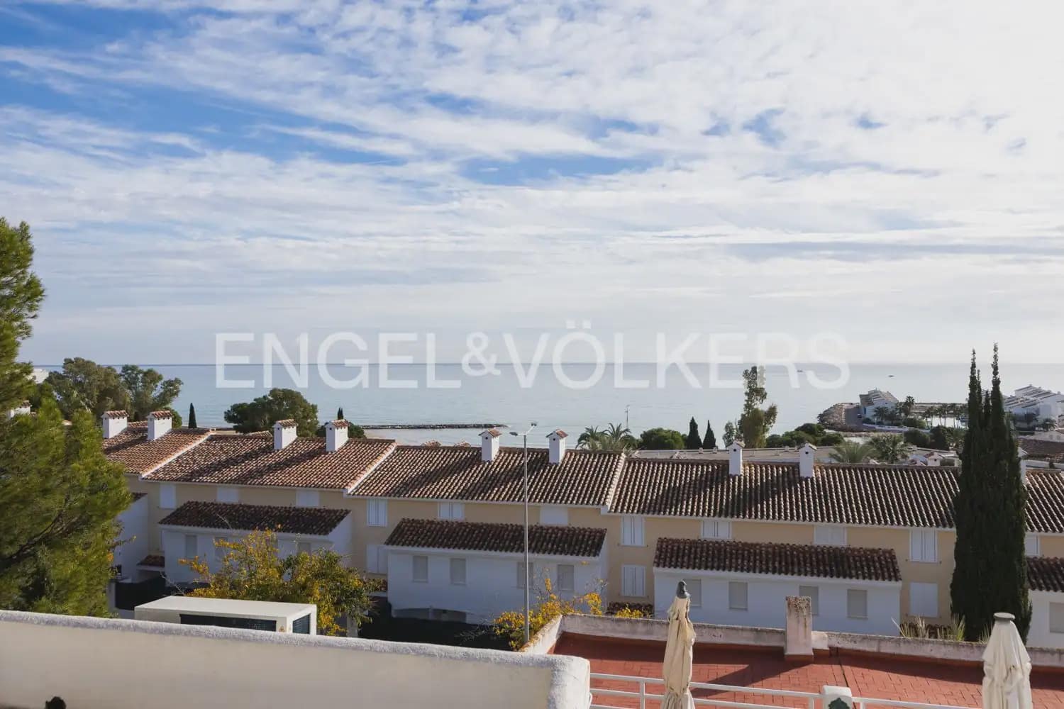 4 sovrum Takvåning till salu i Alcala de Xivert - 950 000 € (Ref: 9898332)