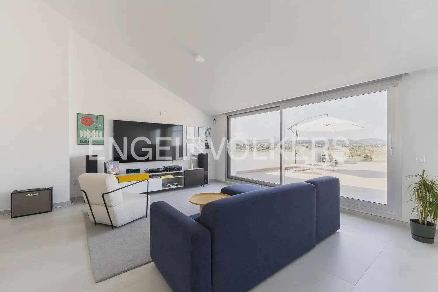 5 bedroom Villa for sale in Real with pool garage - € 830,000 (Ref: 9898333)