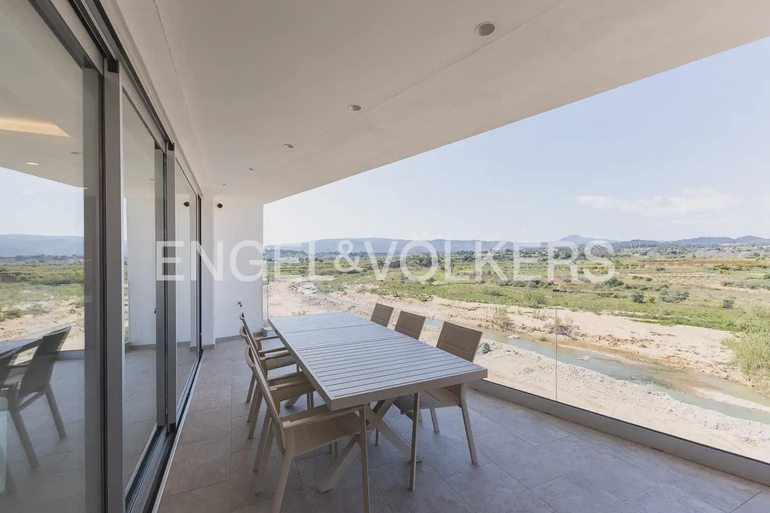 5 bedroom Villa for sale in Real with pool garage - € 830,000 (Ref: 9898333)