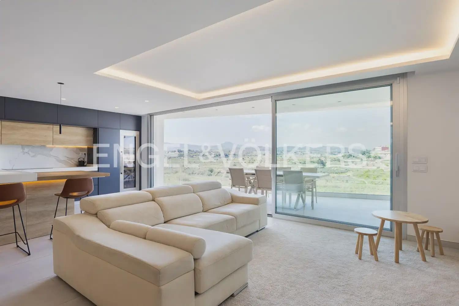 5 bedroom Villa for sale in Real with pool garage - € 830,000 (Ref: 9898333)