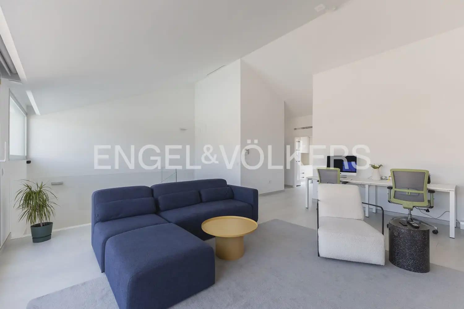 5 bedroom Villa for sale in Real with pool garage - € 830,000 (Ref: 9898333)