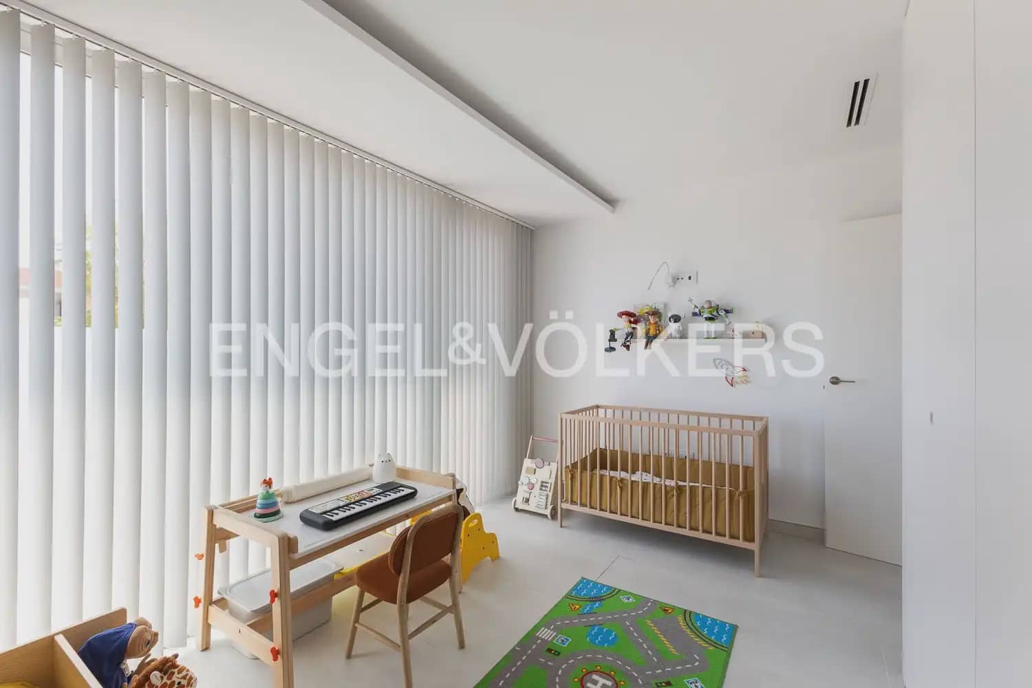 5 bedroom Villa for sale in Real with pool garage - € 830,000 (Ref: 9898333)