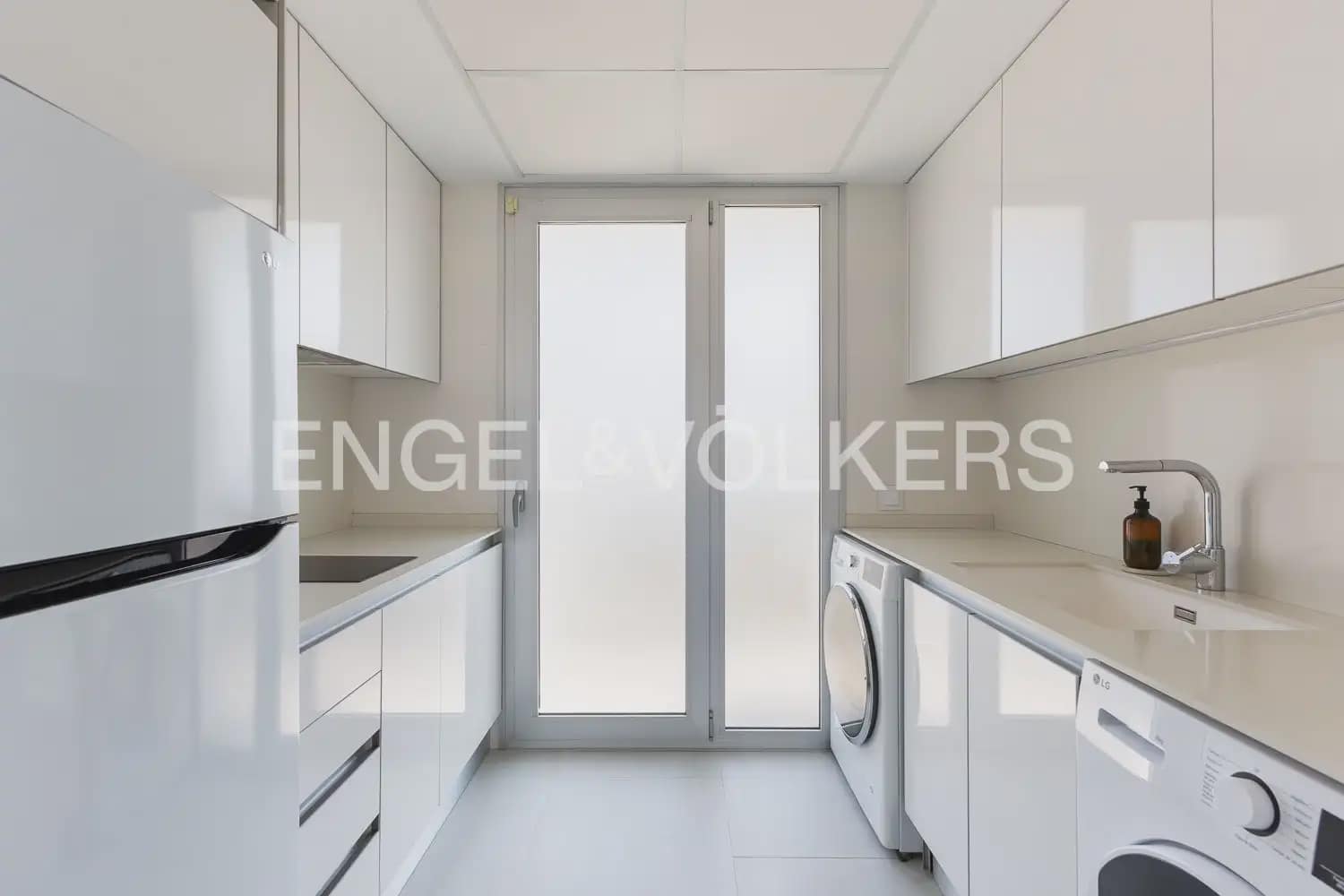 5 bedroom Villa for sale in Real with pool garage - € 830,000 (Ref: 9898333)