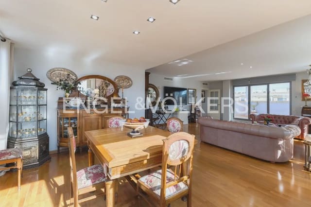 4 Zimmer Penthouse zu verkaufen in Benicalap, València Stadt mit Pool Garage - 900.000 € (Ref: 9898334)