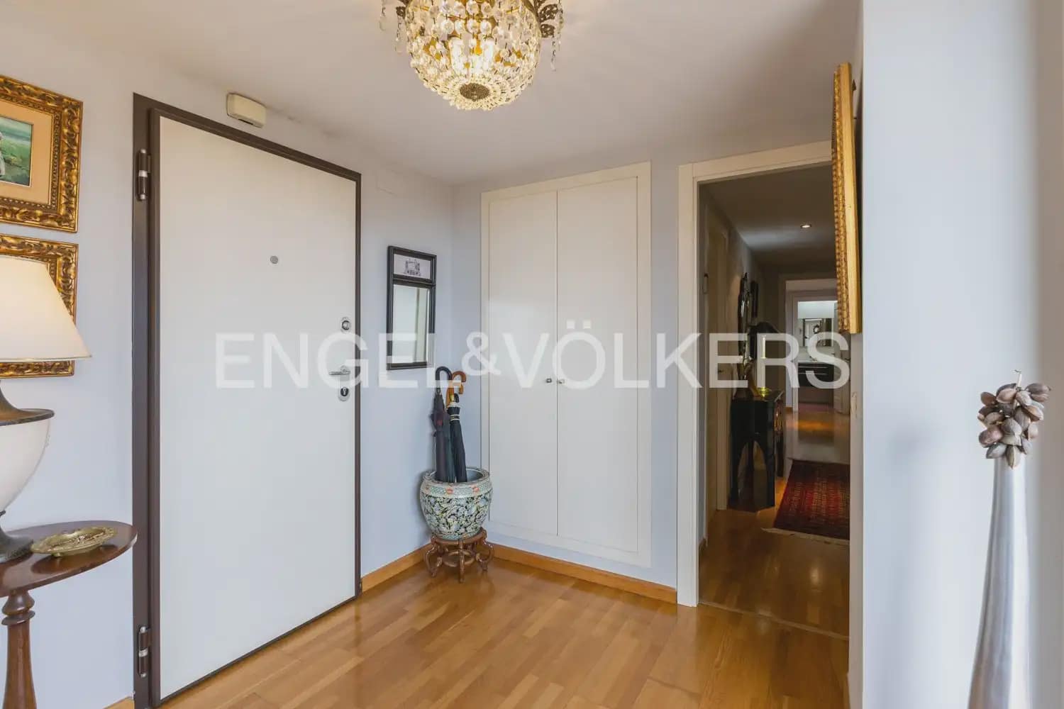 4 Zimmer Penthouse zu verkaufen in Valencia Stadt mit Pool Garage - 900.000 € (Ref: 9898334)