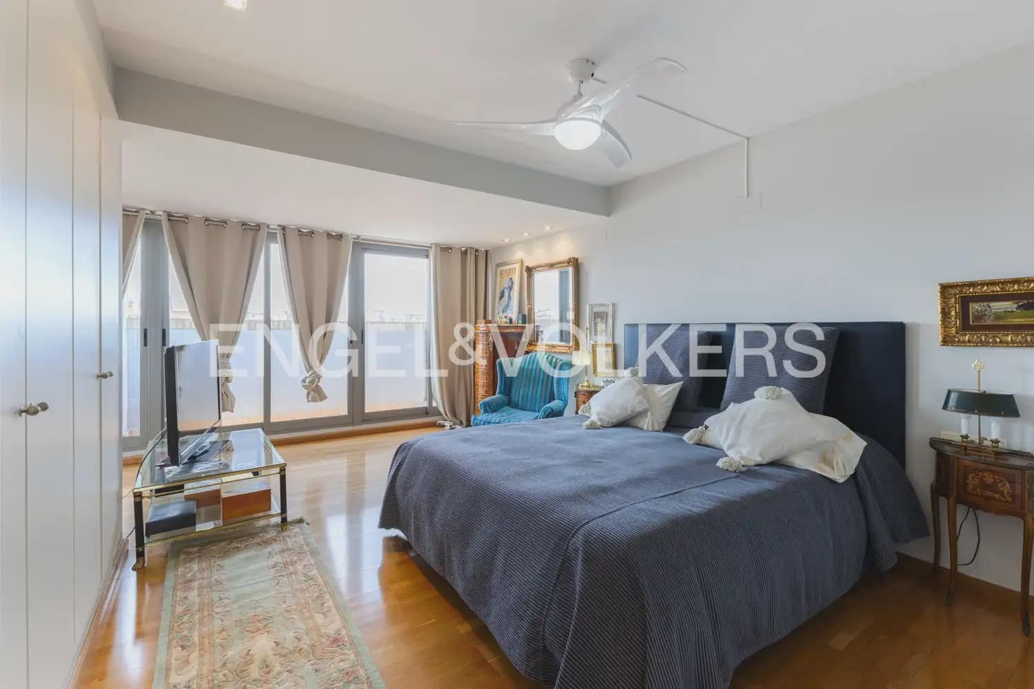 4 Zimmer Penthouse zu verkaufen in Valencia Stadt mit Pool Garage - 900.000 € (Ref: 9898334)