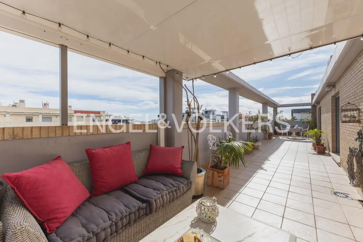 4 Zimmer Penthouse zu verkaufen in Valencia Stadt mit Pool Garage - 900.000 € (Ref: 9898334)