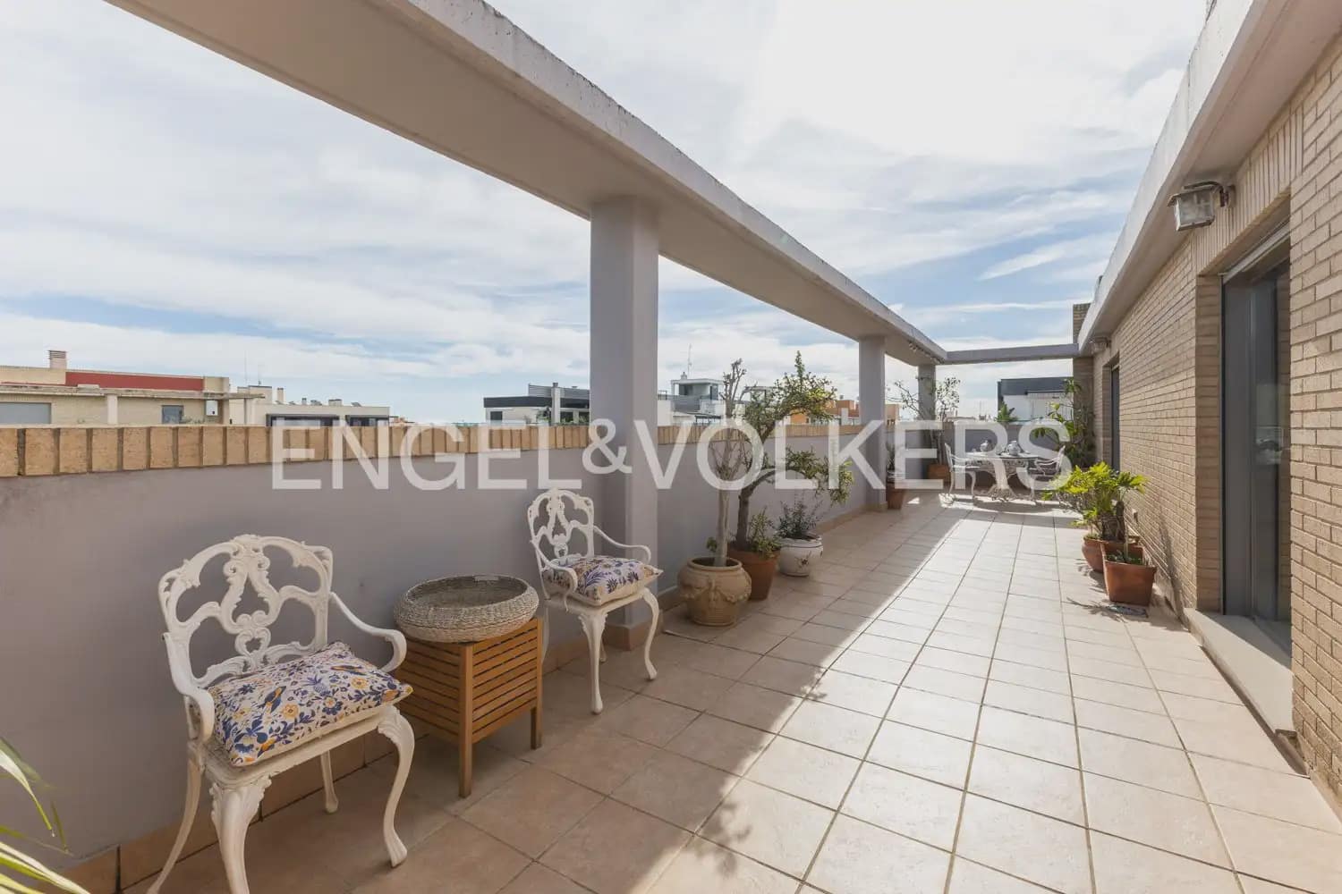 4 Zimmer Penthouse zu verkaufen in Valencia Stadt mit Pool Garage - 900.000 € (Ref: 9898334)