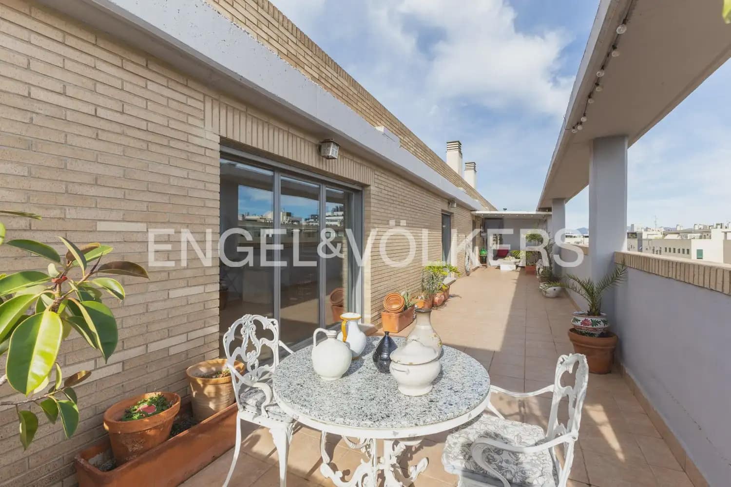 4 Zimmer Penthouse zu verkaufen in Valencia Stadt mit Pool Garage - 900.000 € (Ref: 9898334)