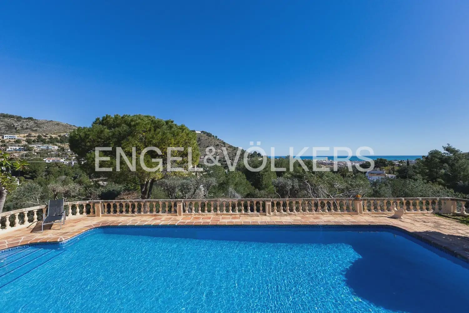 Finca/Casa Rural de 6 habitaciones en Javea / Xàbia en venta con piscina garaje - 2.399.000 € (Ref: 9898335)