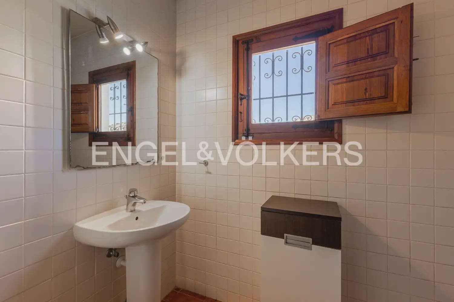 Finca/Casa Rural de 6 habitaciones en Javea / Xàbia en venta con piscina garaje - 2.399.000 € (Ref: 9898335)