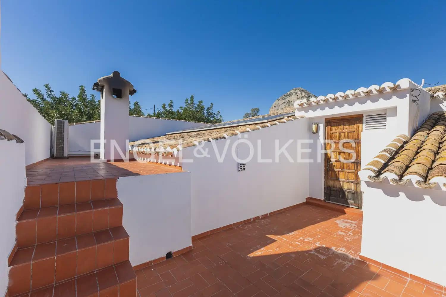 Finca/Casa Rural de 6 habitaciones en Javea / Xàbia en venta con piscina garaje - 2.399.000 € (Ref: 9898335)
