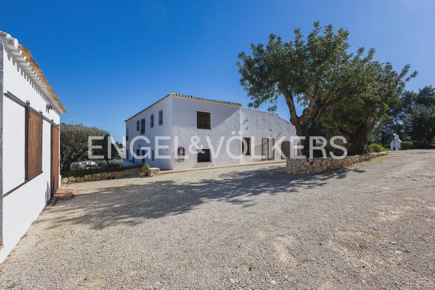 Finca/Casa Rural de 6 habitaciones en Javea / Xàbia en venta con piscina garaje - 2.399.000 € (Ref: 9898335)