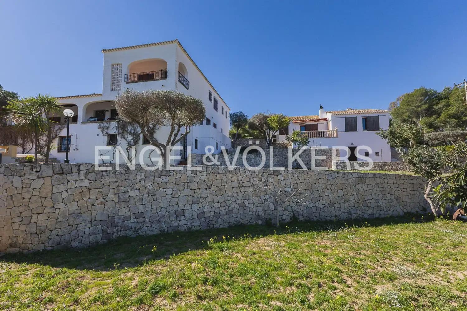 Finca/Casa Rural de 6 habitaciones en Javea / Xàbia en venta con piscina garaje - 2.399.000 € (Ref: 9898335)