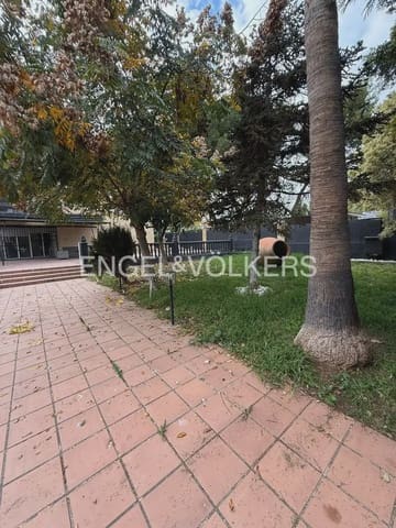 4 bedroom Villa for rent in La Cañada, Paterna with pool - € 3,000 (Ref: 9898338)