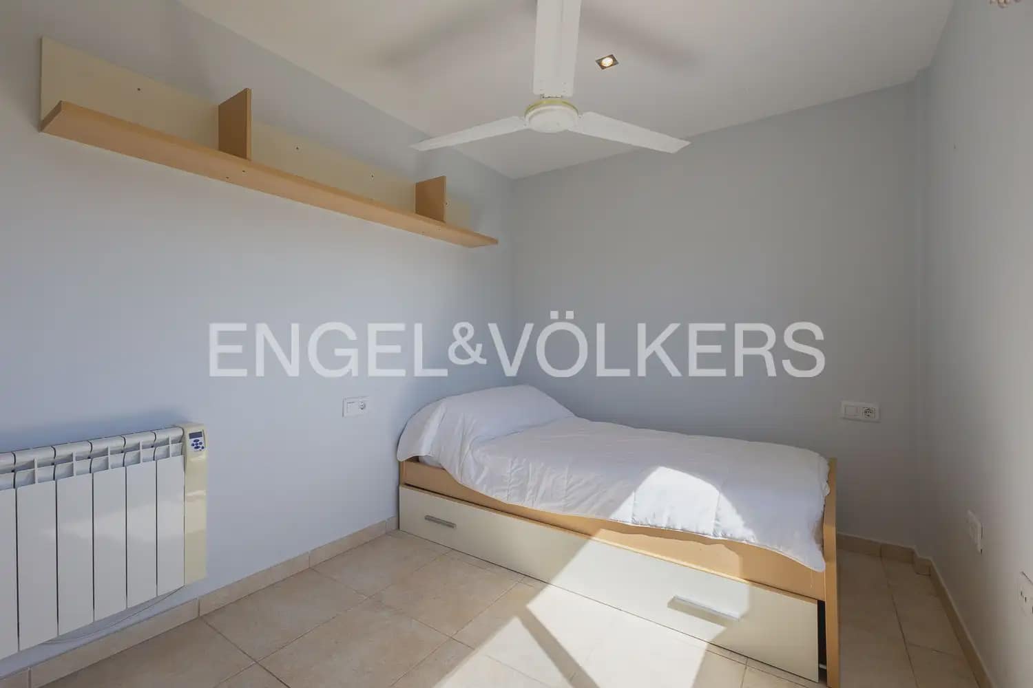 2 quarto Casa em Banda para venda em Oliva com piscina garagem - 215 000 € (Ref: 9898339)