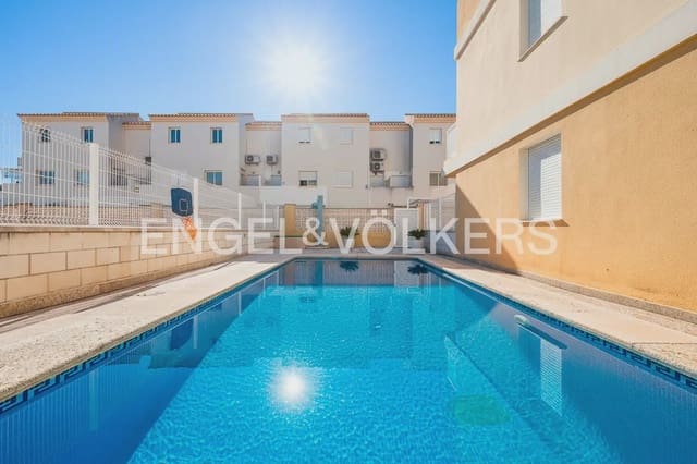 2 camera da letto Casa in vendita in Oliva Playa, Oliva con piscina garage - 215.000 € (Rif: 9898339)