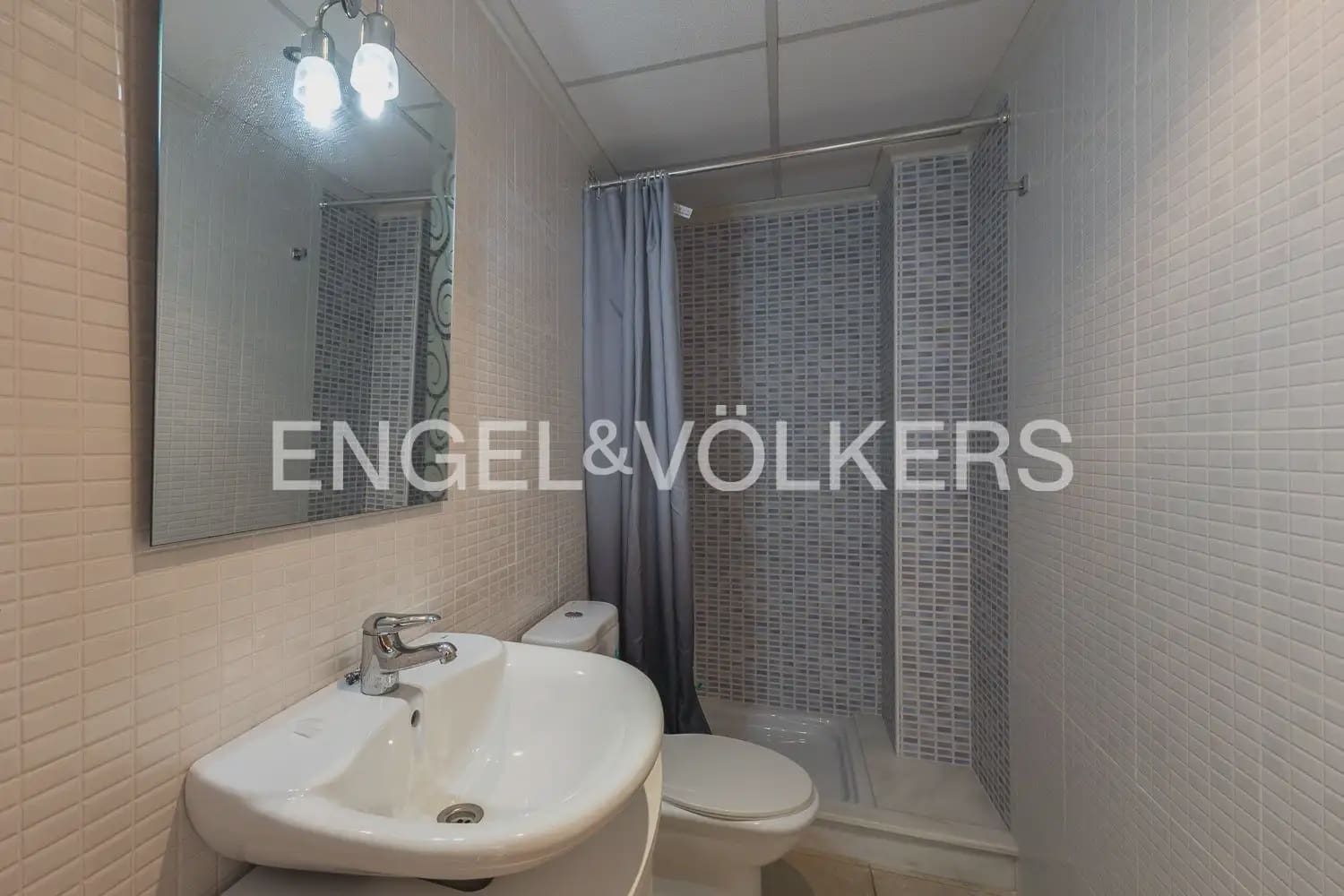 2 quarto Casa em Banda para venda em Oliva com piscina garagem - 215 000 € (Ref: 9898339)