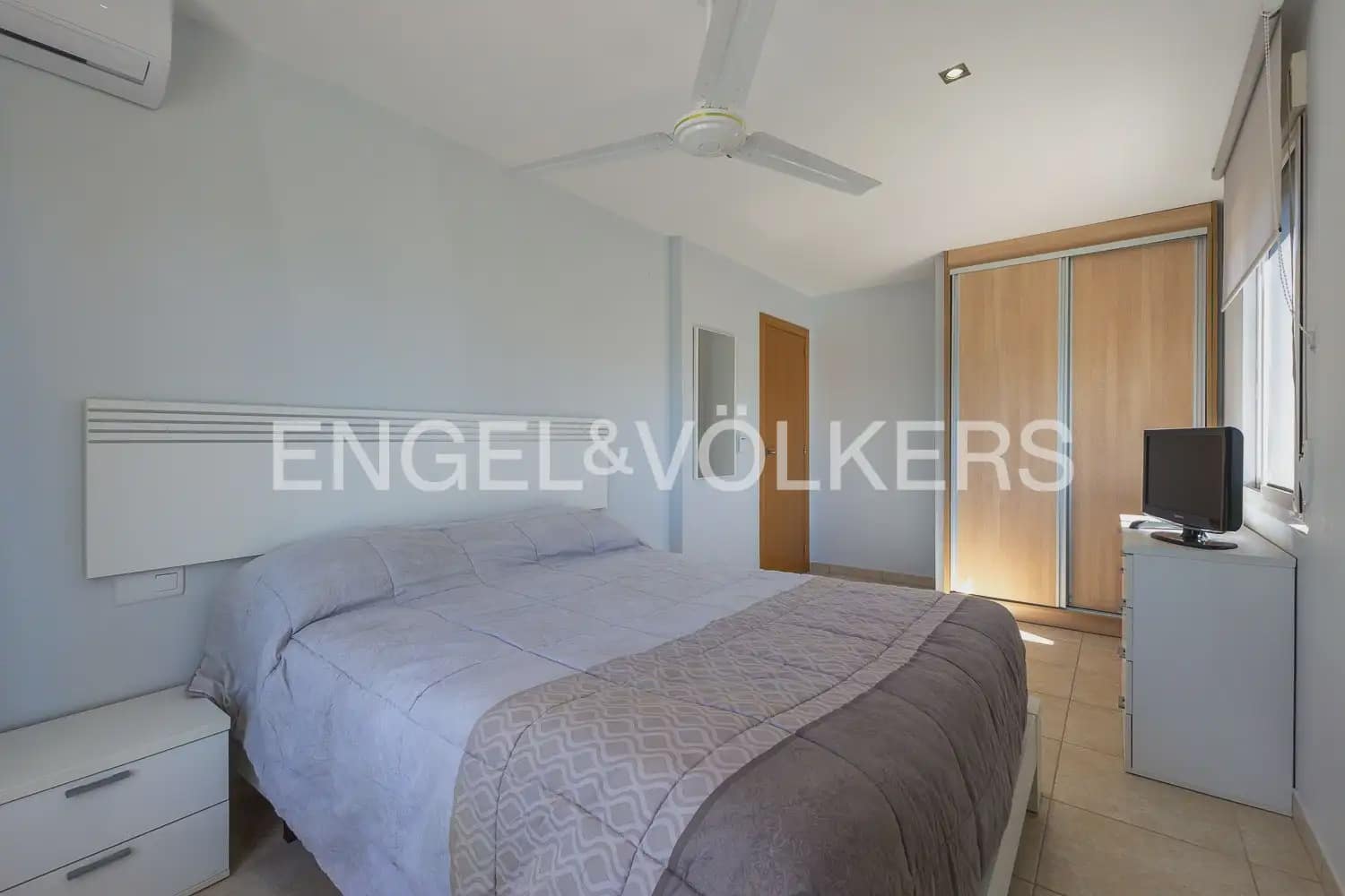 2 quarto Casa em Banda para venda em Oliva com piscina garagem - 215 000 € (Ref: 9898339)