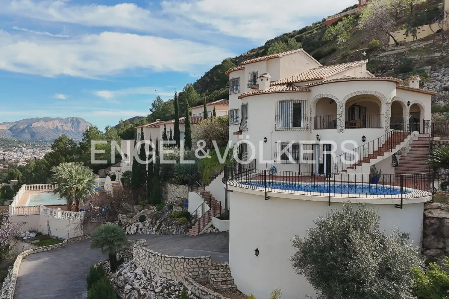 5 sovrum Villa till salu i Pedreguer med pool garage - 645 000 € (Ref: 9898341)