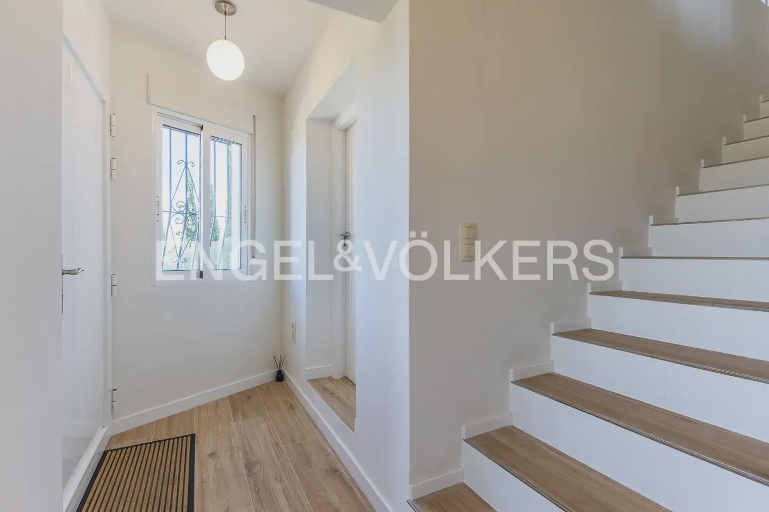 5 sovrum Villa till salu i Pedreguer med pool garage - 645 000 € (Ref: 9898341)