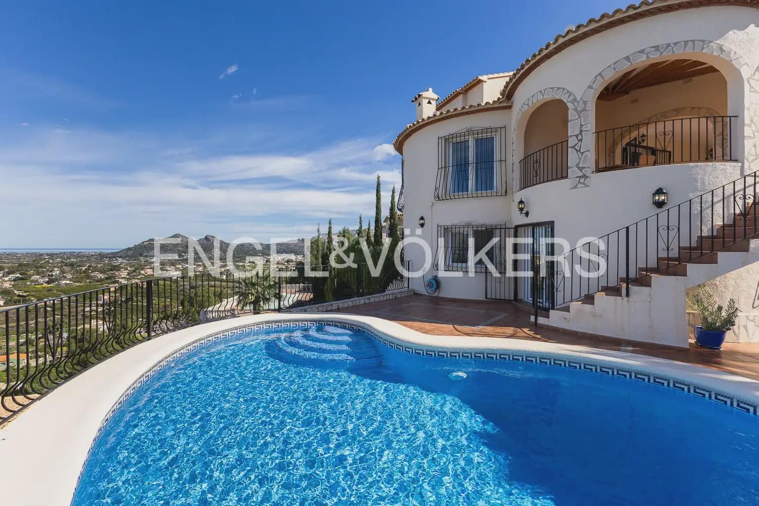 5 sovrum Villa till salu i Pedreguer med pool garage - 645 000 € (Ref: 9898341)