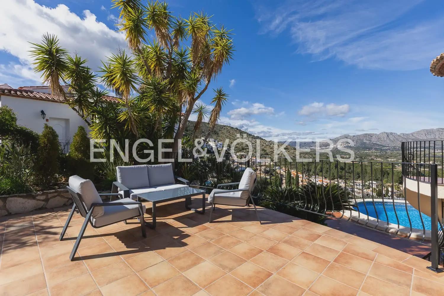 5 sovrum Villa till salu i Pedreguer med pool garage - 645 000 € (Ref: 9898341)