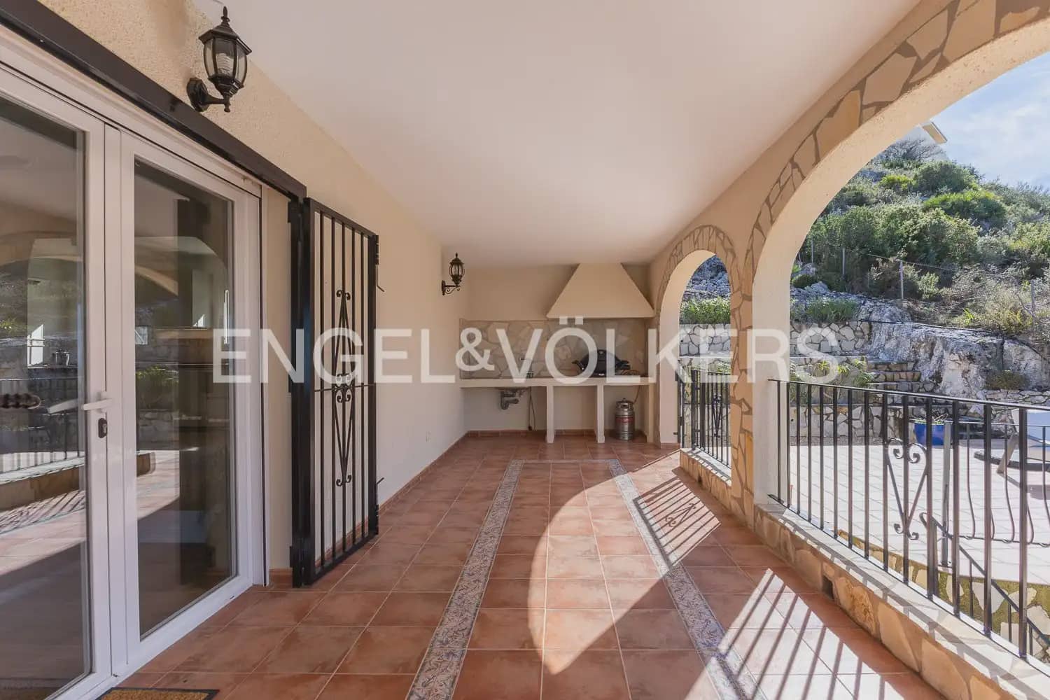 5 sovrum Villa till salu i Pedreguer med pool garage - 645 000 € (Ref: 9898341)