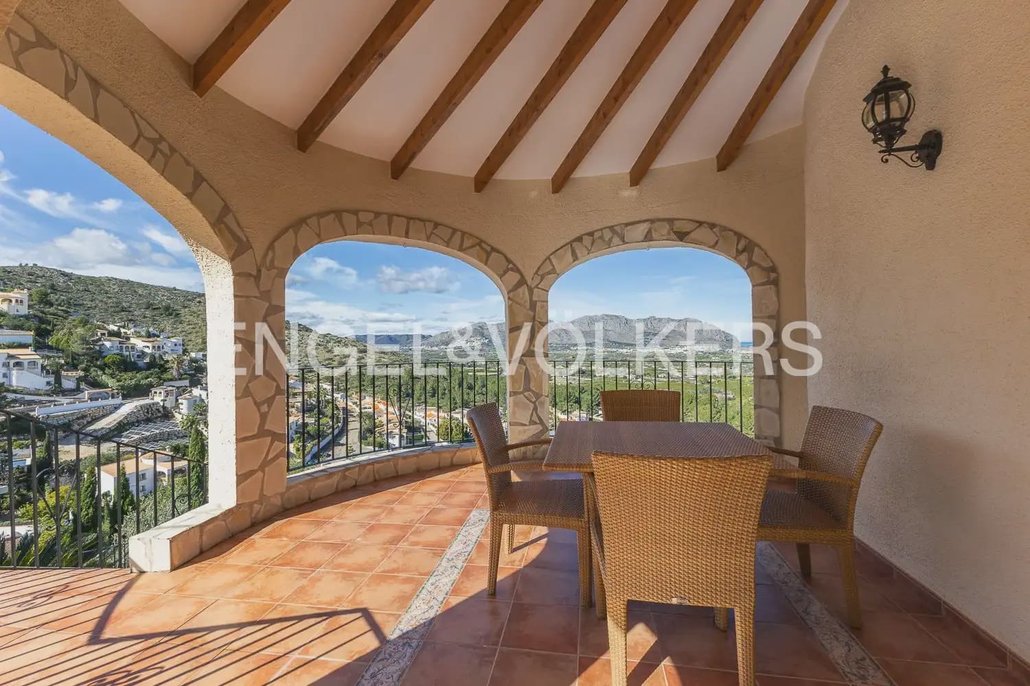 5 sovrum Villa till salu i Pedreguer med pool garage - 645 000 € (Ref: 9898341)