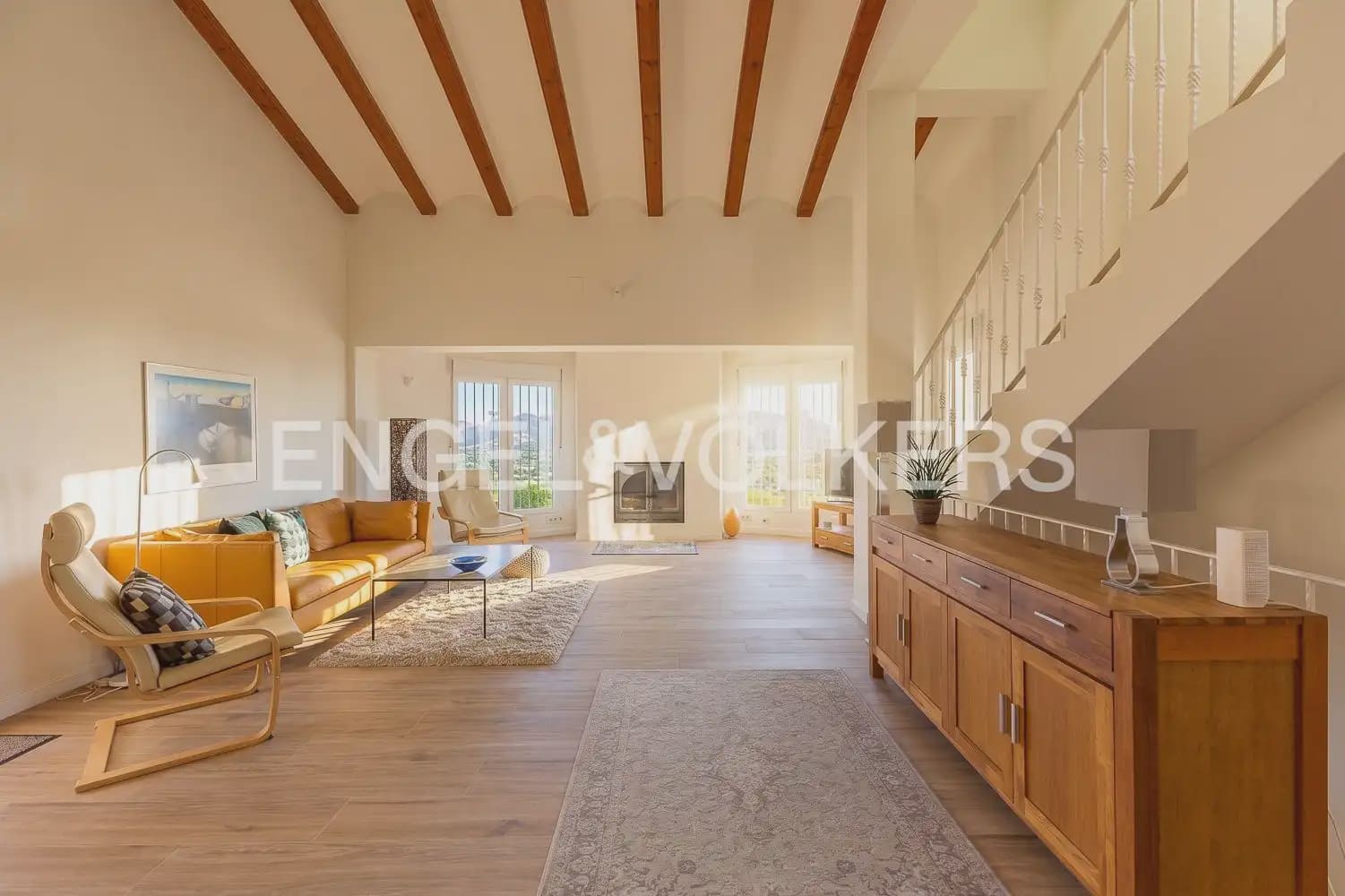 4 bedroom Villa for sale in Pedreguer with pool garage - € 645,000 (Ref: 9898341)