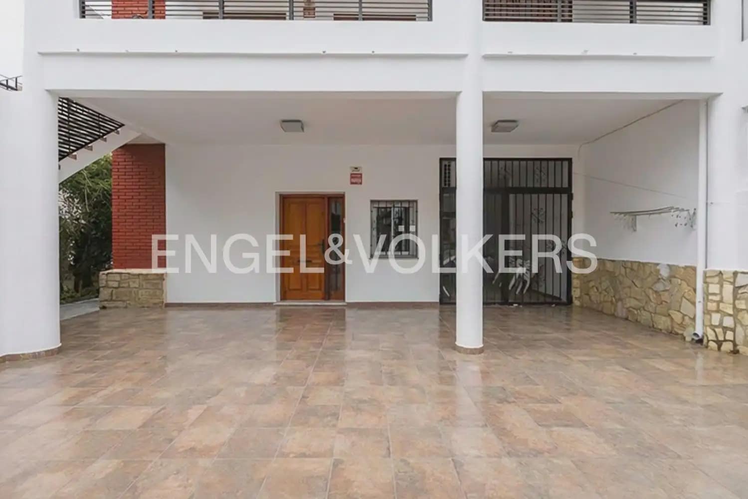 3 bedroom Beach Apartment for sale in Gandia with garage - € 325,000 (Ref: 9898342)