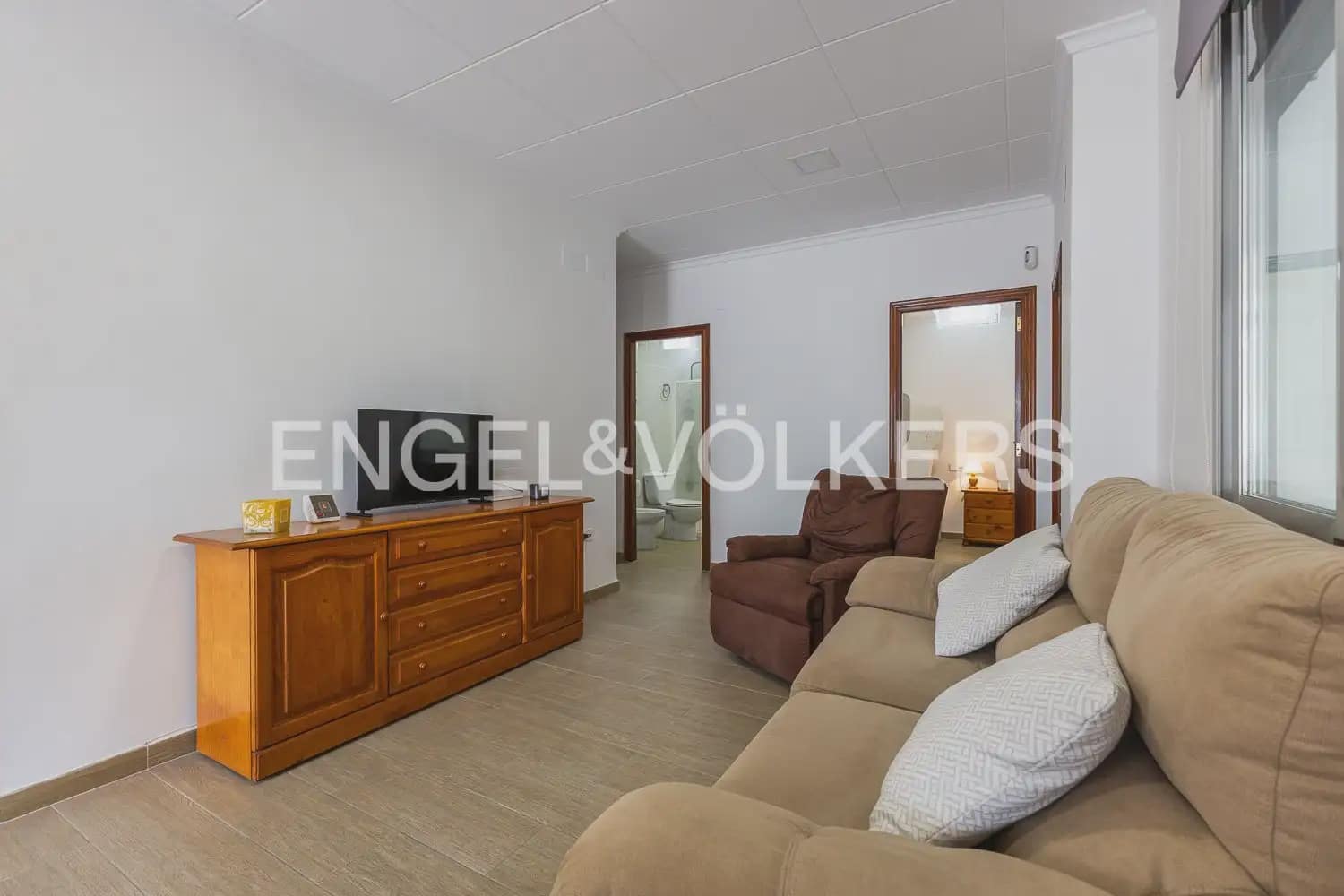 3 bedroom Beach Apartment for sale in Gandia with garage - € 325,000 (Ref: 9898342)