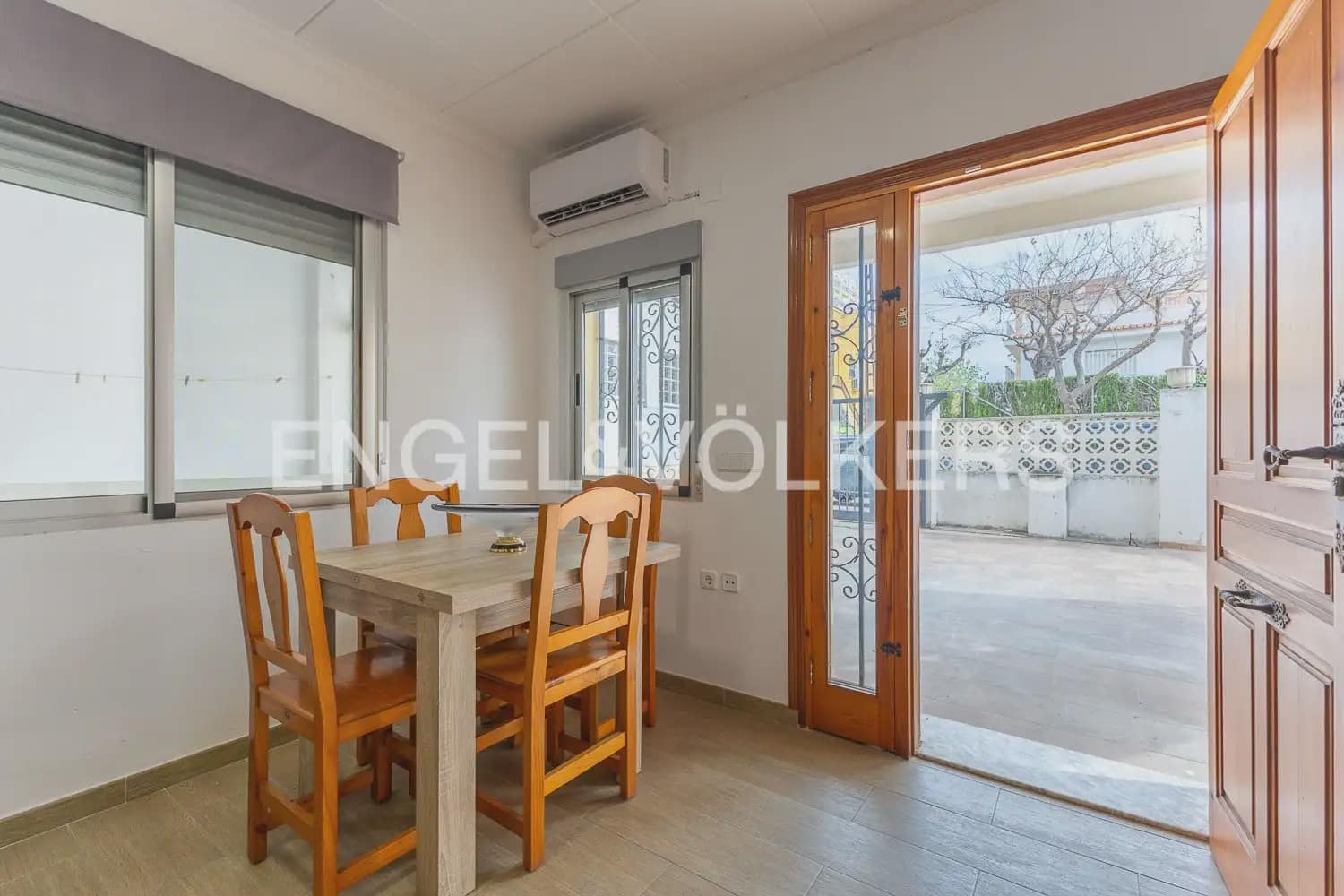 3 bedroom Beach Apartment for sale in Gandia with garage - € 325,000 (Ref: 9898342)