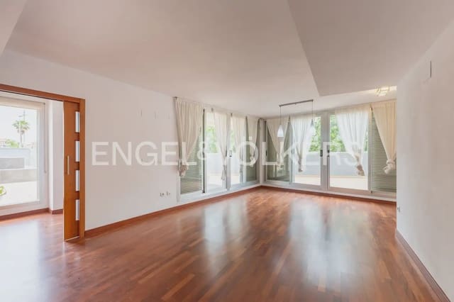 4 Zimmer Apartment zu verkaufen in Sant Pau, València Stadt mit Pool Garage - 670.000 € (Ref: 9898343)