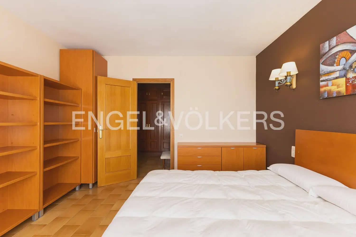 5 bedroom Villa for rent in Cullera with garage - € 2,000 (Ref: 9898344)