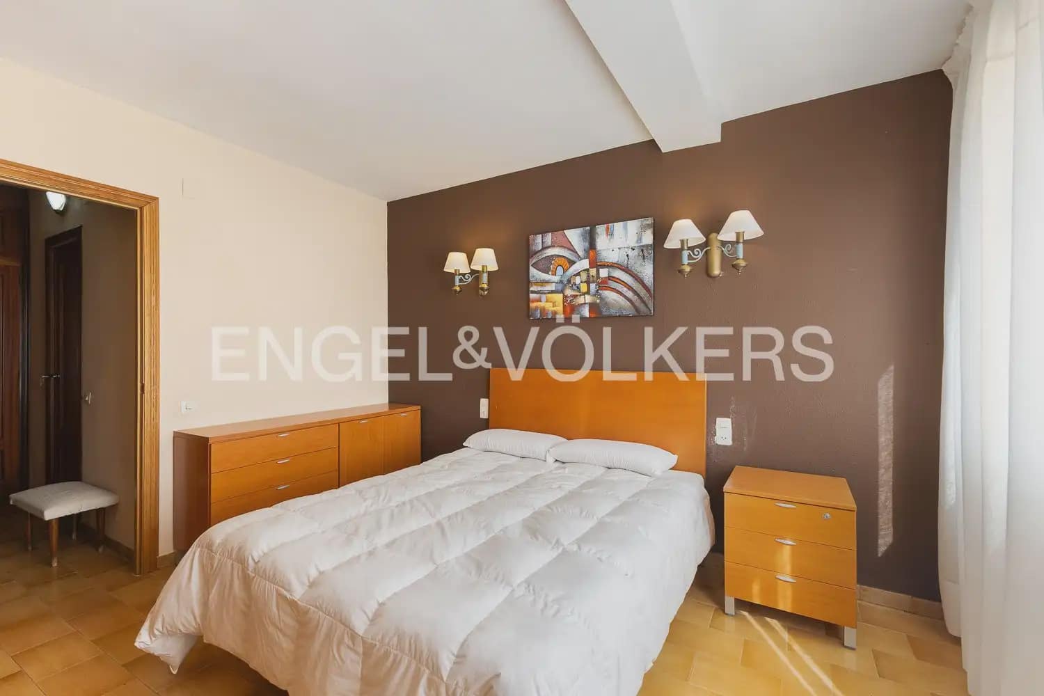 5 bedroom Villa for rent in Cullera with garage - € 2,000 (Ref: 9898344)